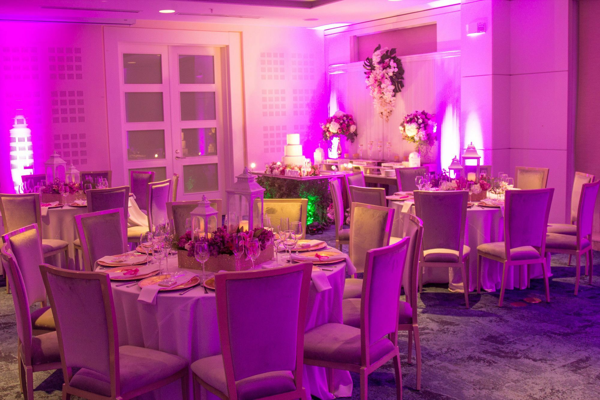 セントラル ホテル パナマ パナマ・シティー エクステリア 写真 A wedding reception at the hotel